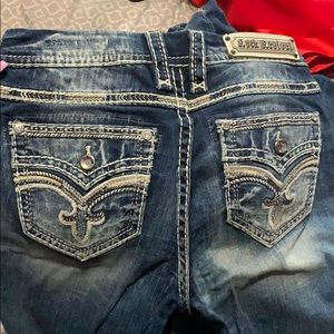 Ankle skinny rock revival jeans